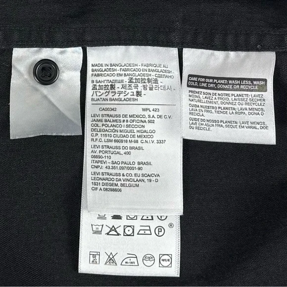 Levi's Men's Black Short Sleeve Button Down Shirt XL Logo Across Back Relaxed - Picture 5 of 10